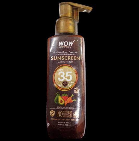 WOW Skin Science Sunscreen SPF 35 PA++
pump bottle of 100 ml Cream